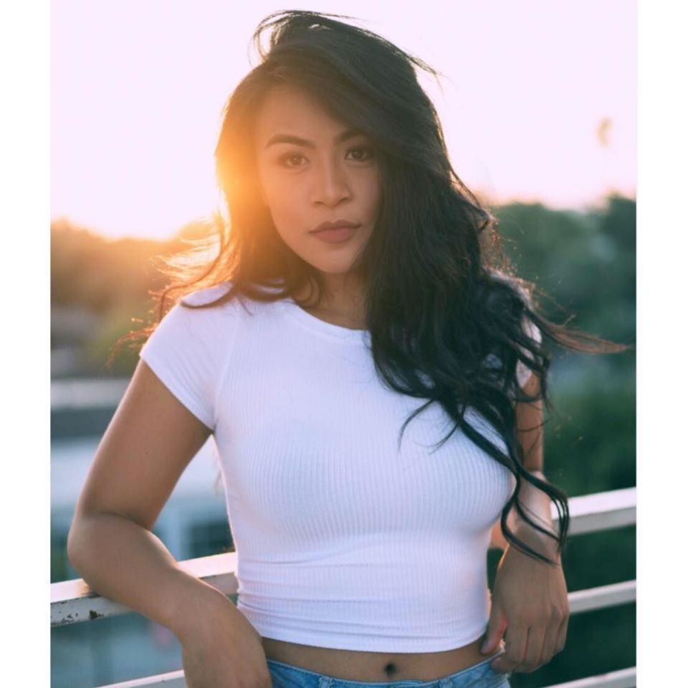 Meet your Posher, Danellejoyce